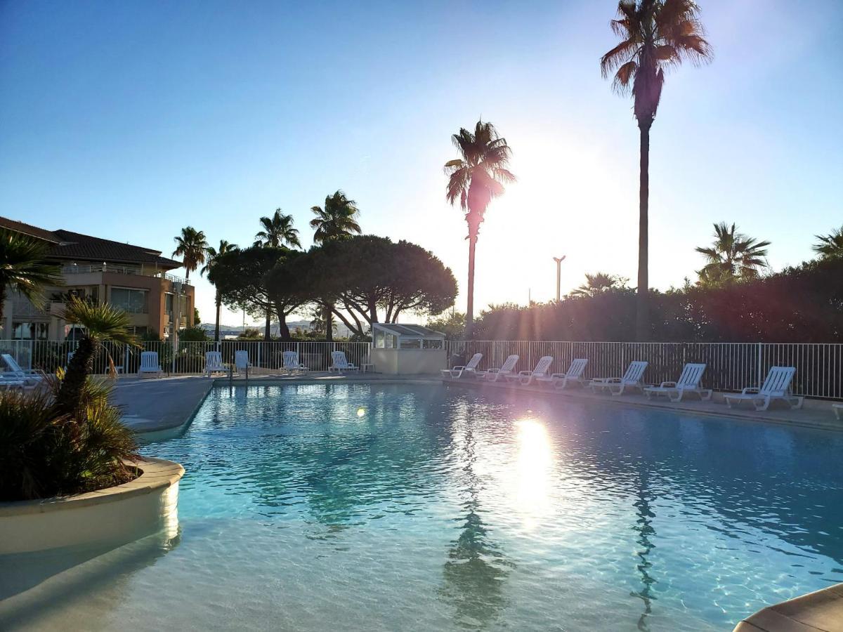Cap Hermes Vue Mer Magnifique Logement 6 Couchages Frejus Exterior photo